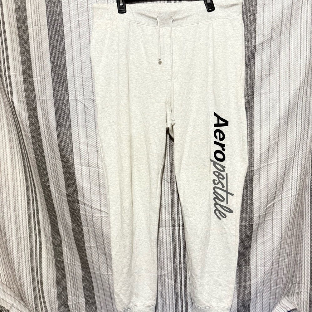 Aeropostale Light Gray Sweatpants